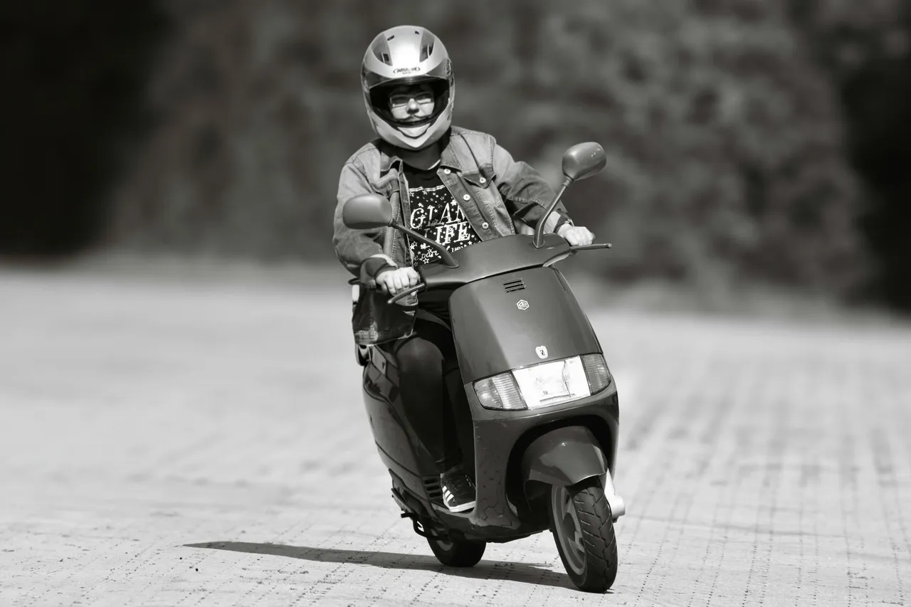 Situation de la question : Le permis AM permet de conduire un cyclomoteur