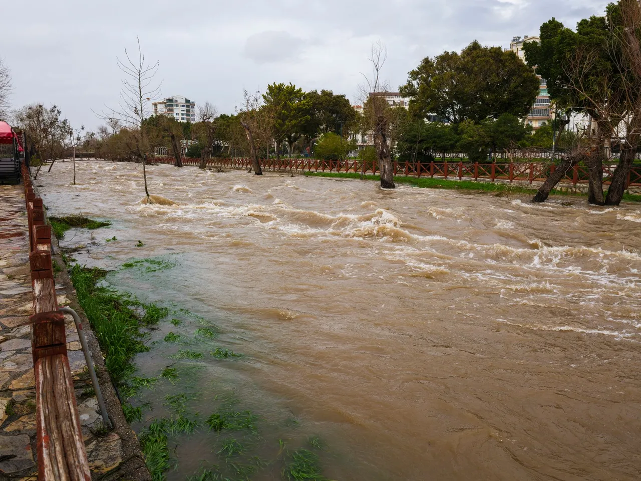 Situation de la question : La couleur de l’eau m’indique la profondeur