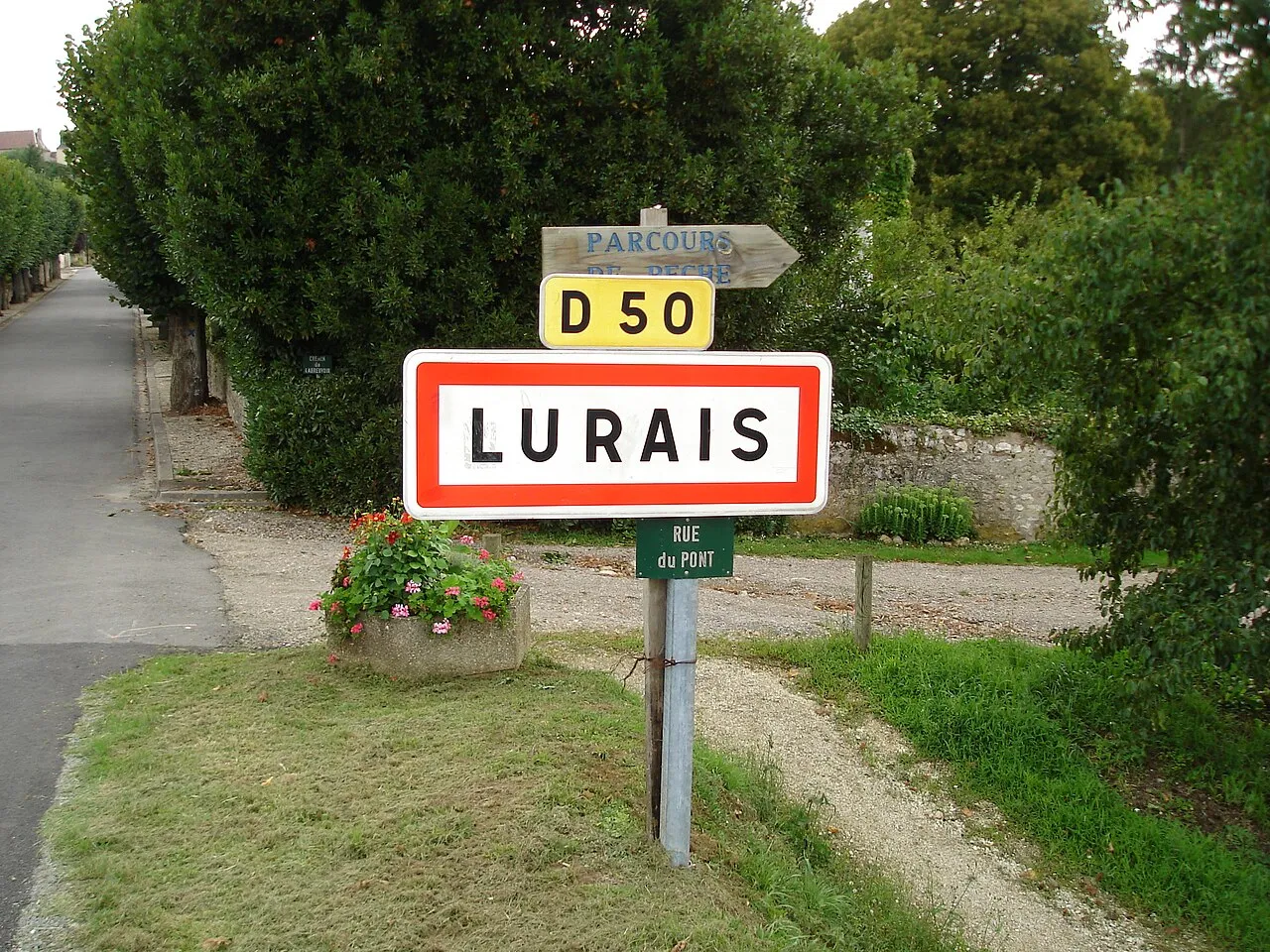 Situation de la question : J’arrive en agglomération. Je ralentis avant le panneau