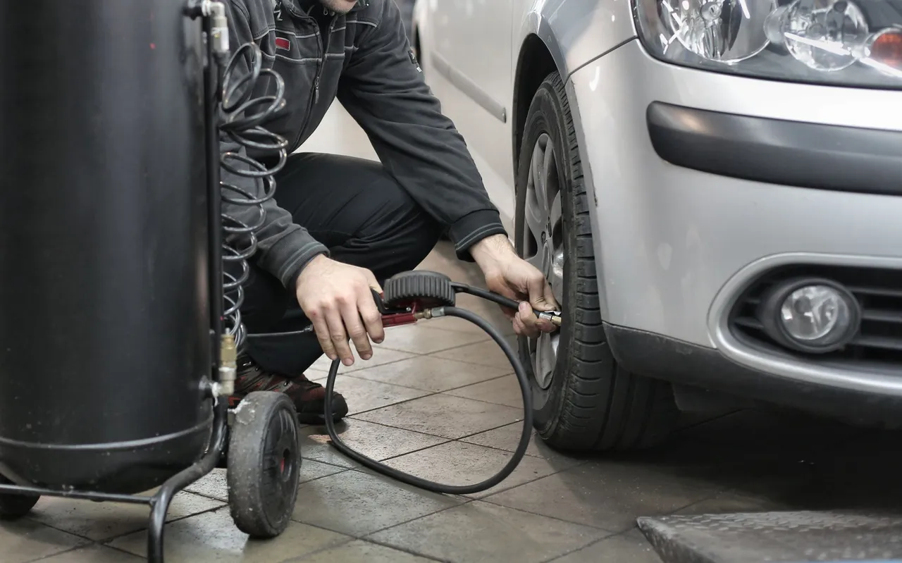 Situation de la question : Je mesure la pression pneus chauds, après l’autoroute